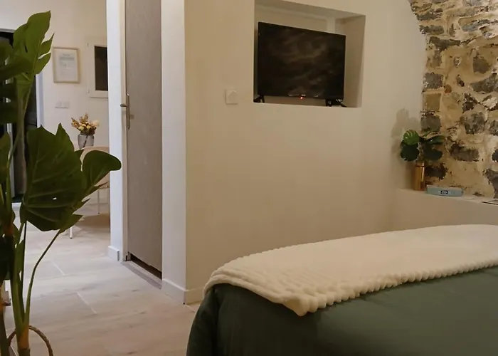 Escapade Romantique Ardechoise فيلنوف دي بيرغ